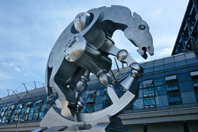 Rolling Horse sculpture at the Berlin Hauptbahnhof