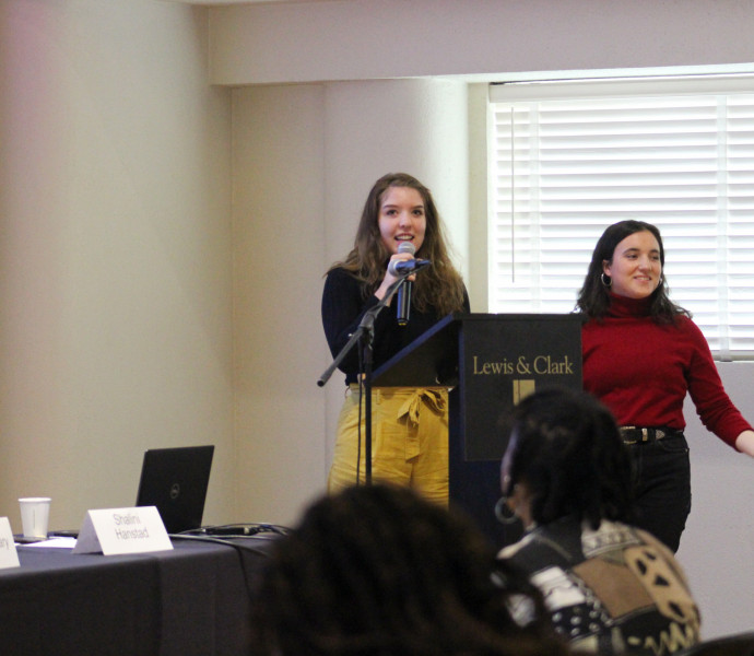 L&C student presenters Ashley O'Leary '22 and Emma Celebrezze '20
