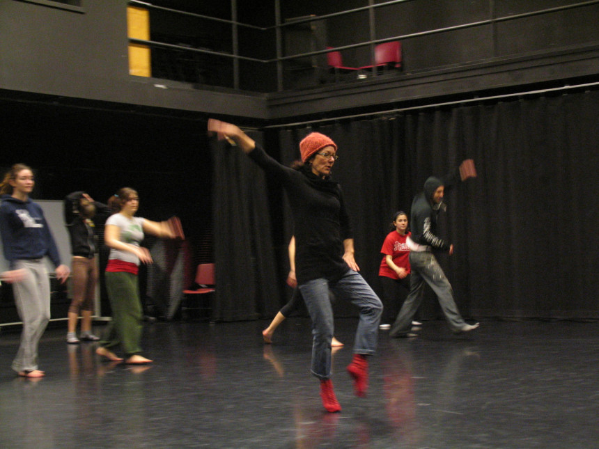 Susan Davis leads a Contemporary Dance Forms exercise