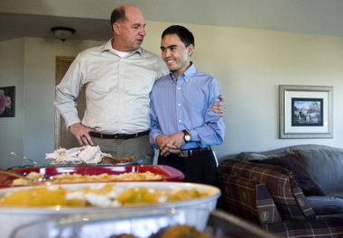 Ahmad Jan Ali on Thanksgiving Day 2007 (photo by Benjamin Brink/The Oregonian)